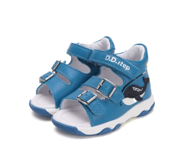 DD Step fiú szandál