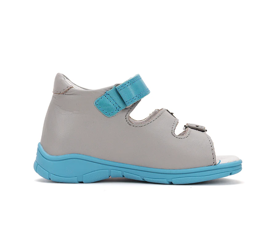 DA05 5 1362Grey03 900x