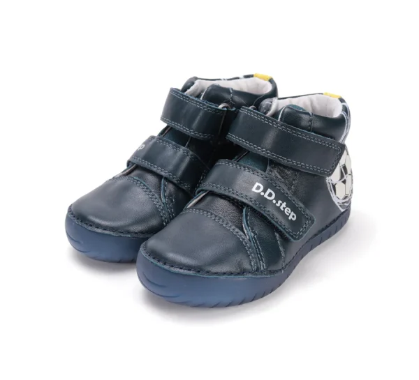 DD Step fiú bőrcipő