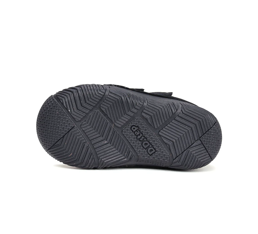 W082 52674Black05 900x