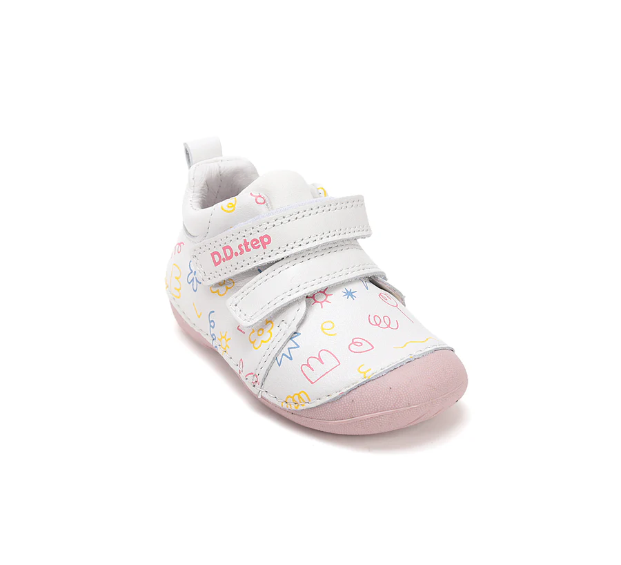 S015 61675White07 900x